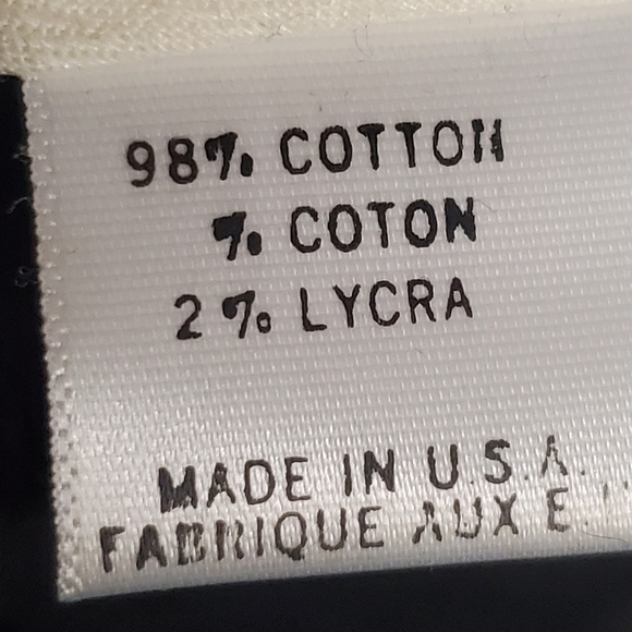 THEORY -size 6- velvet capri black cropped/pants- side pockets- back pockets - Picture 4 of 9